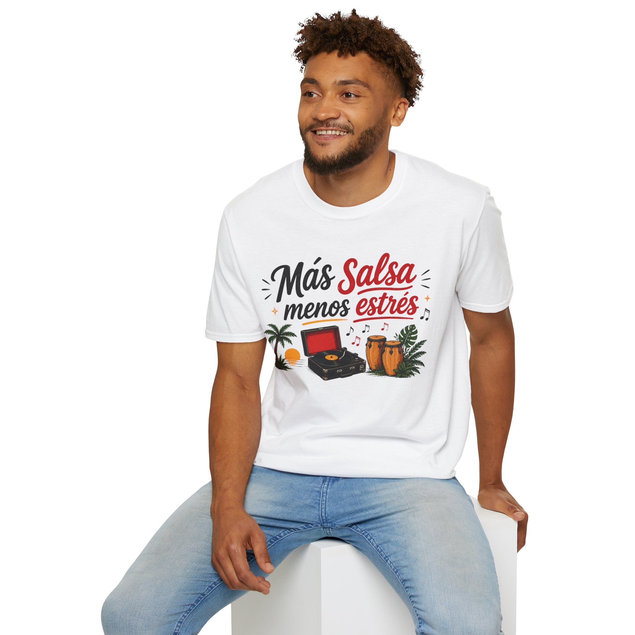 Unisex  T-Shirt  - "Más salsa, menos estrés"