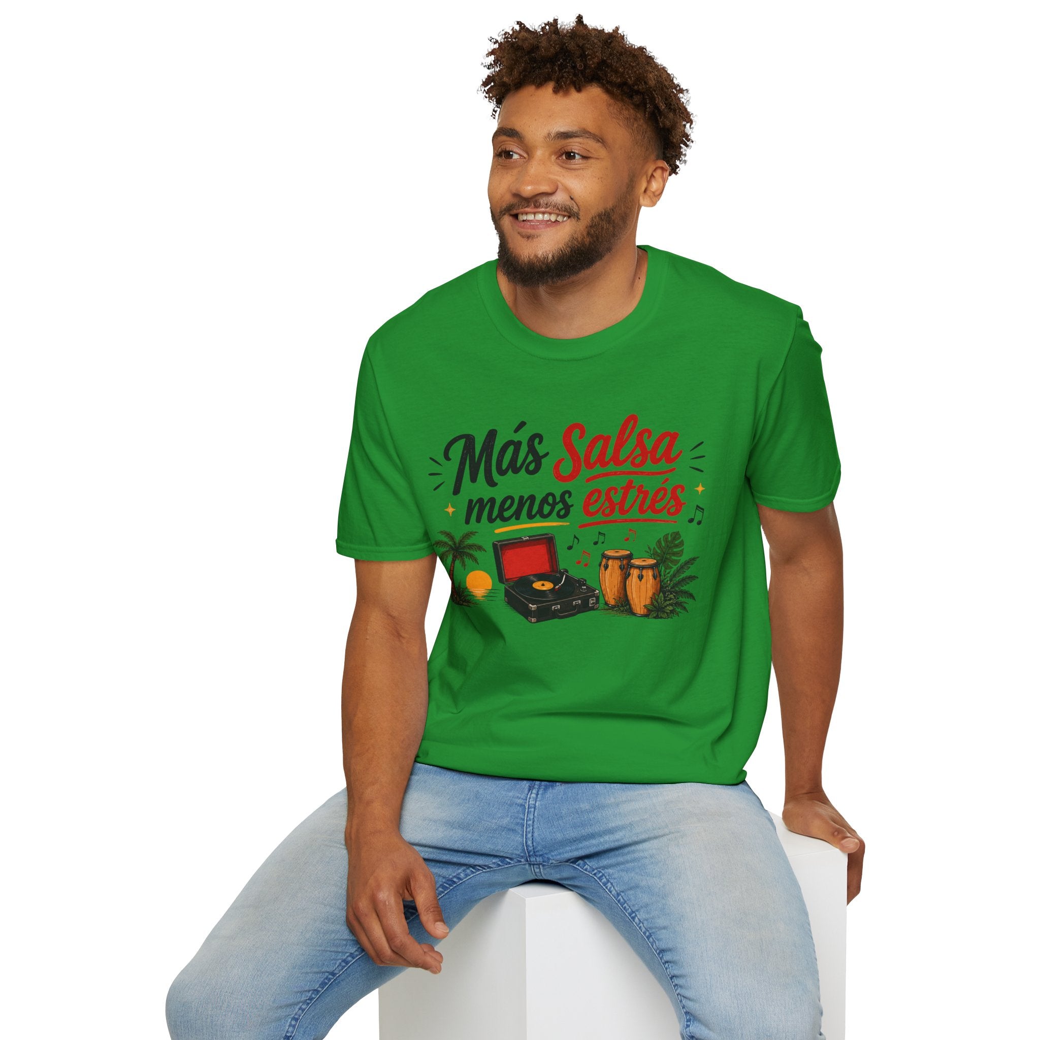 Unisex  T-Shirt  - "Más salsa, menos estrés"