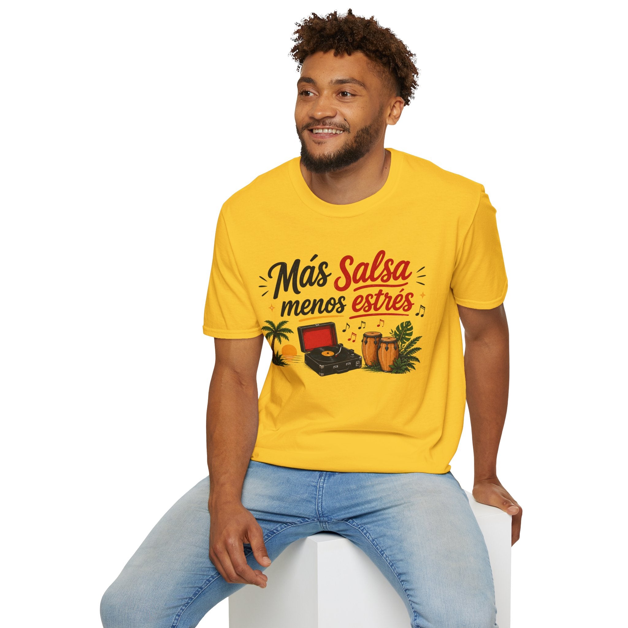 Unisex  T-Shirt  - "Más salsa, menos estrés"